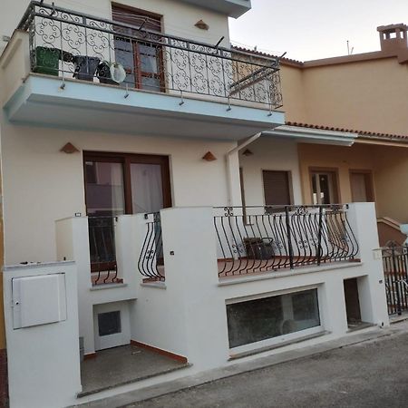 Appartamento Per Vacanza Castelsardo Exteriör bild